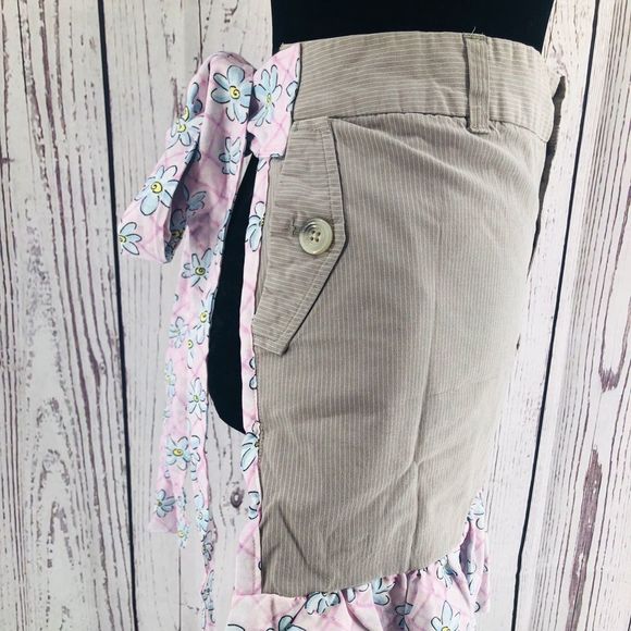 New Handmade Kitchen jean Apron Ruffled - Picture 2 of 3